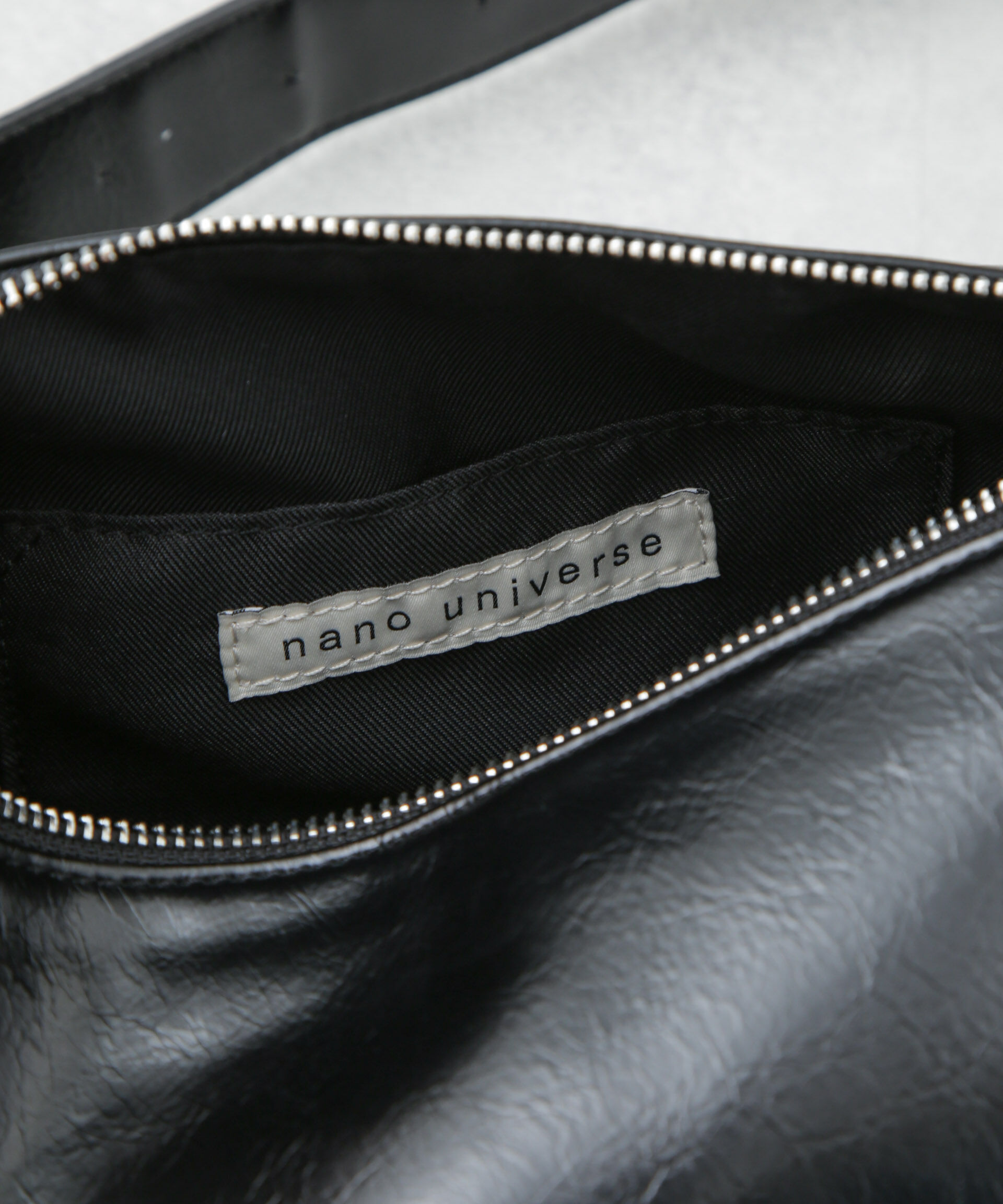 nano･universe「ワンショルダーボディーバッグ」|ショルダー・メッセンジャー|