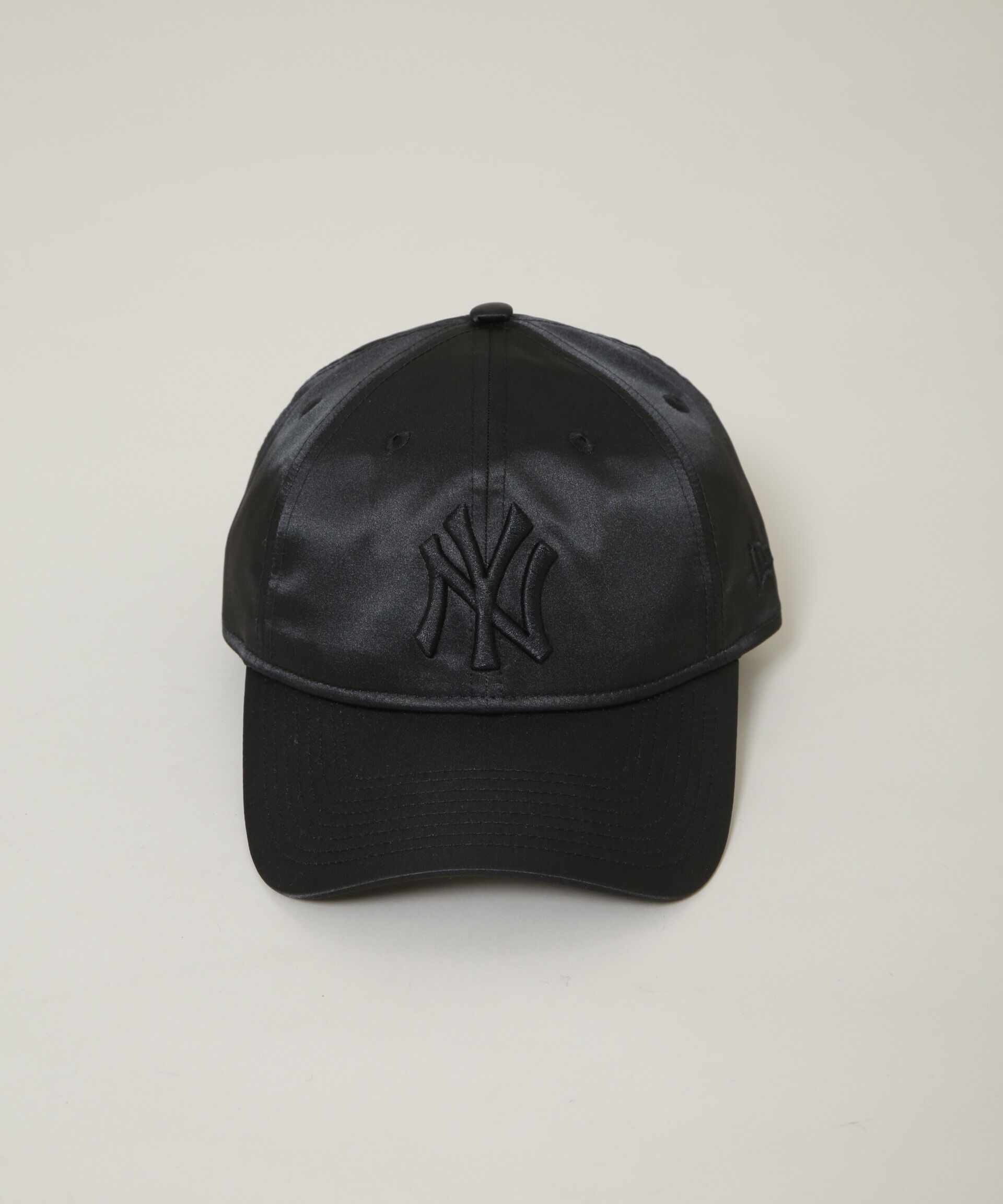 nano･universe「NEW ERA(R)/別注 940 NY / MLB SATIN CAP」|キャップ・キャスケット|
