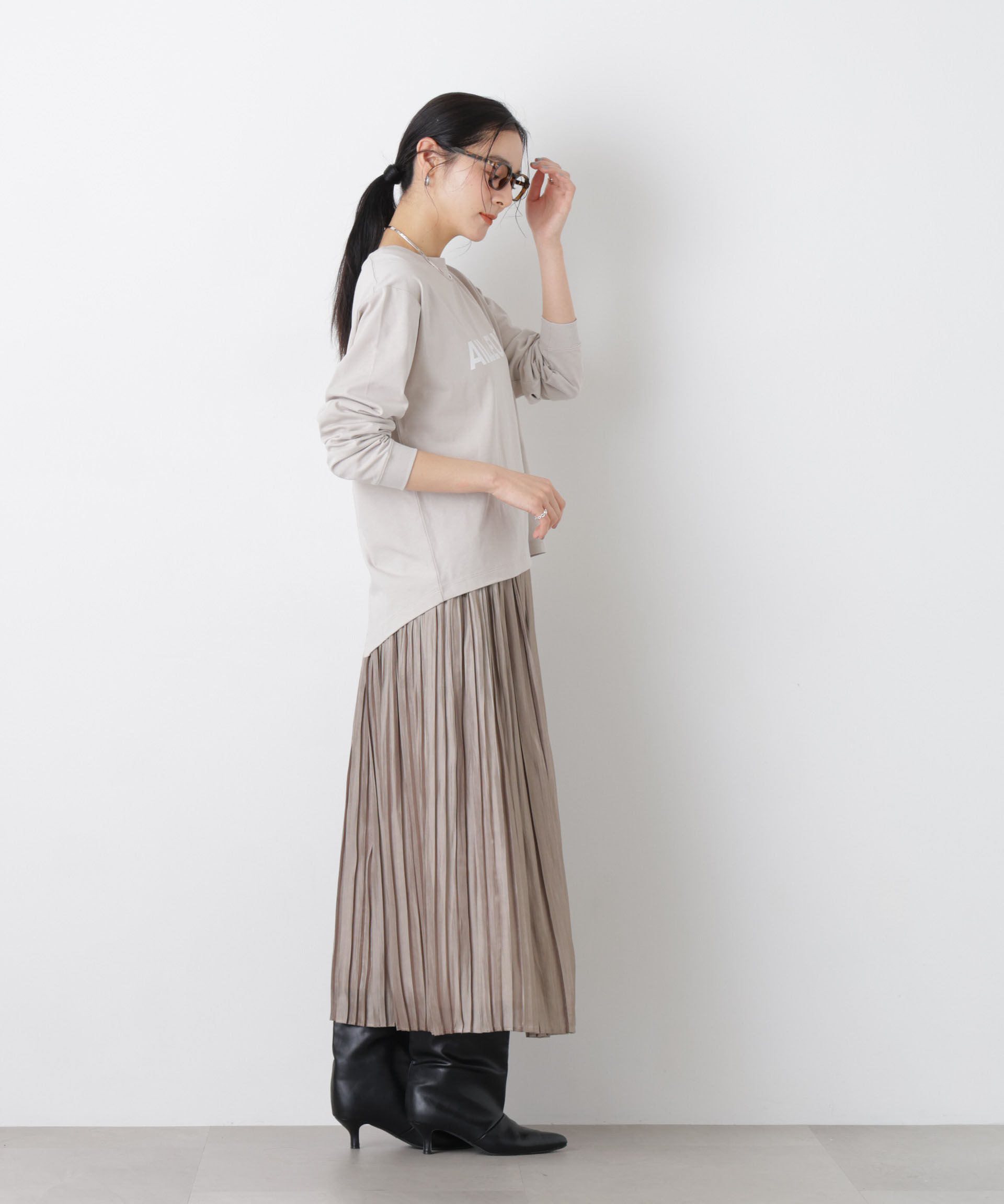 nano･universe「シャイニーサテンプリーツスカート」|スカート|