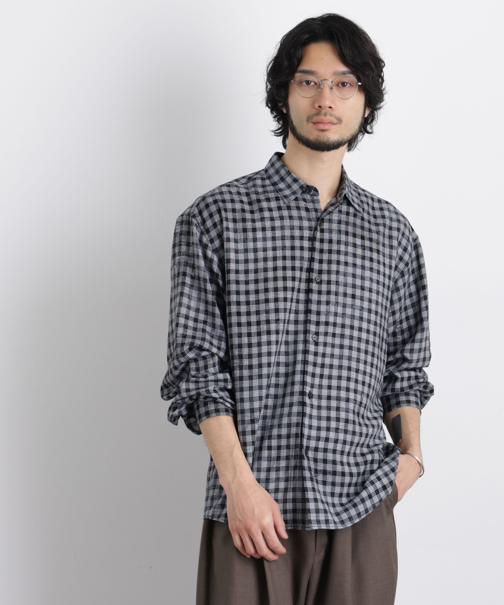 nano･universe「ケミカルフィニッシュチェック オーバーシャツ」|シャツ・ブラウス|ブラック