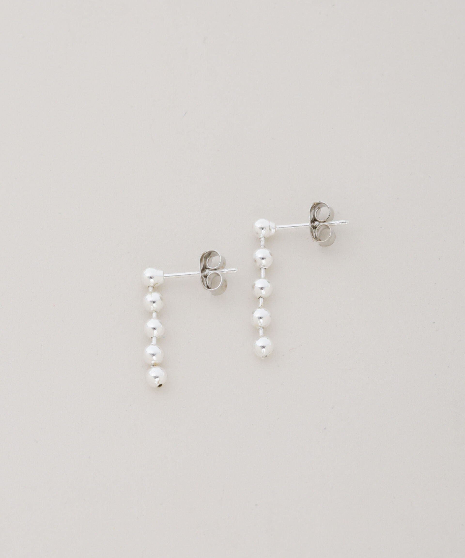 nano･universe「ボールチェーンドロップピアス」|ピアス|