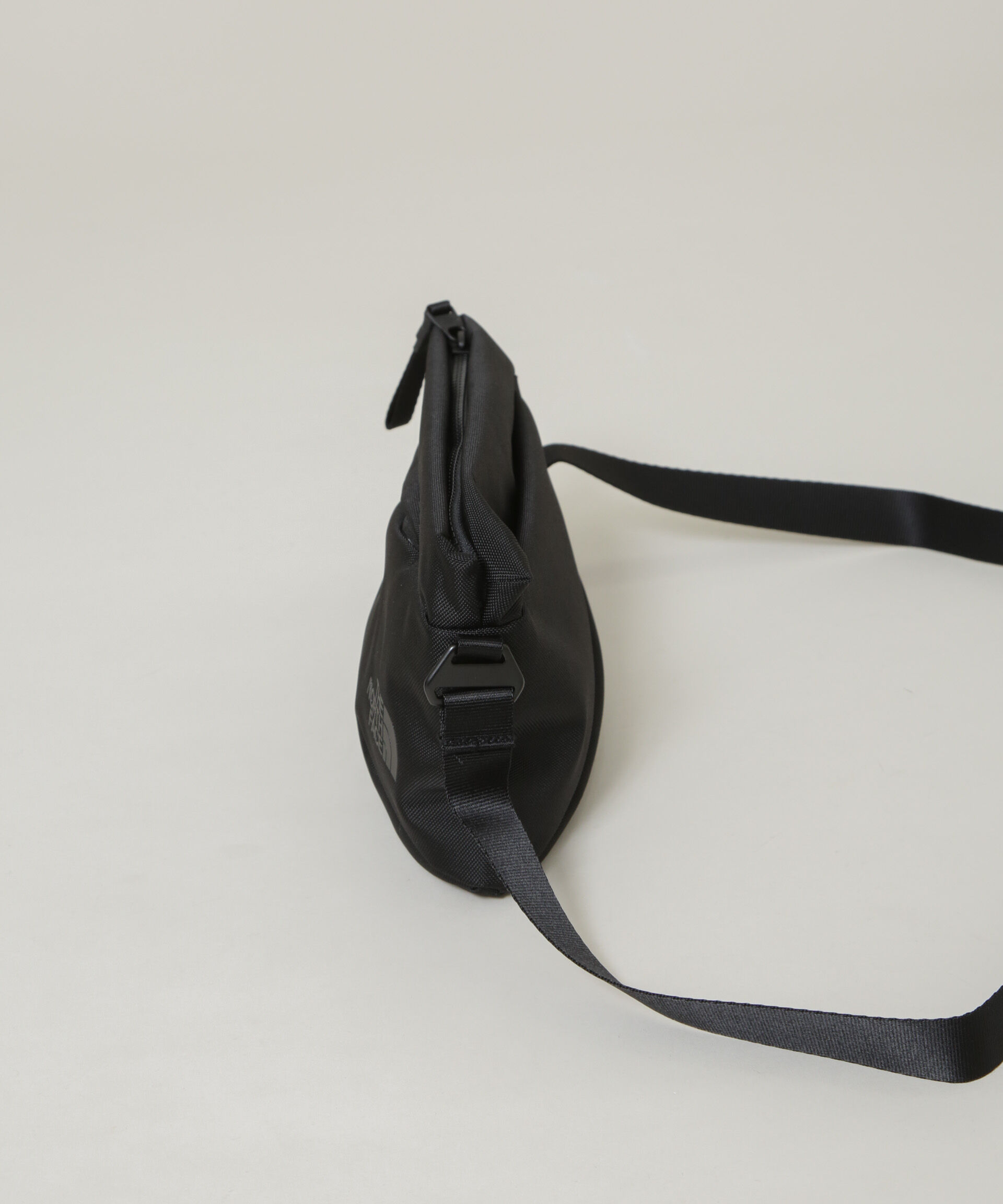 nano･universe「THE NORTH FACE/ピレネーショルダーS」|ショルダー・メッセンジャー|