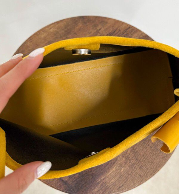 fredy emue「ホルダーチャーム付きワンハンドルバッグ」|ショルダー・メッセンジャー|