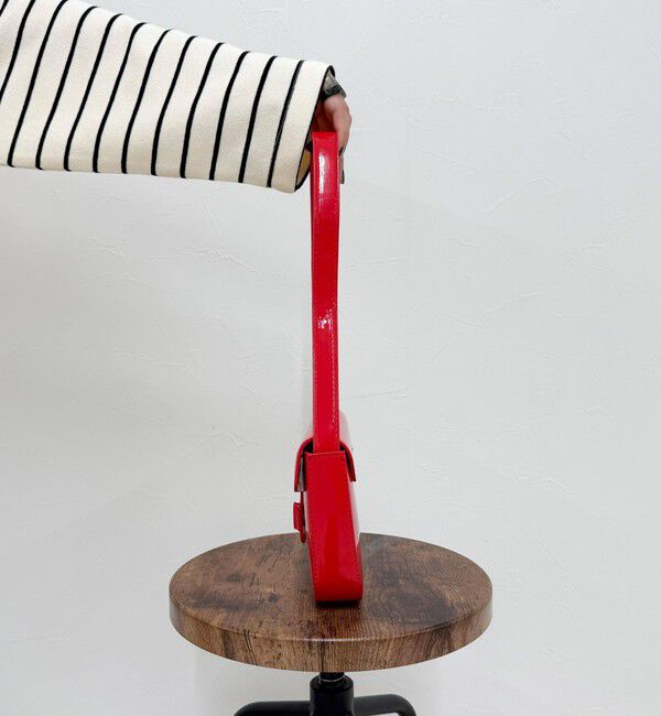 fredy emue「エナメルフラップワンハンドルバッグ」|ショルダー・メッセンジャー|