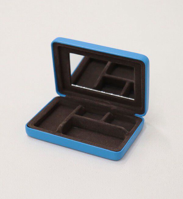 fredy emue「【JOli JOli/ジョリジョリ】刺しゅうスクエアケース」|ポーチ|