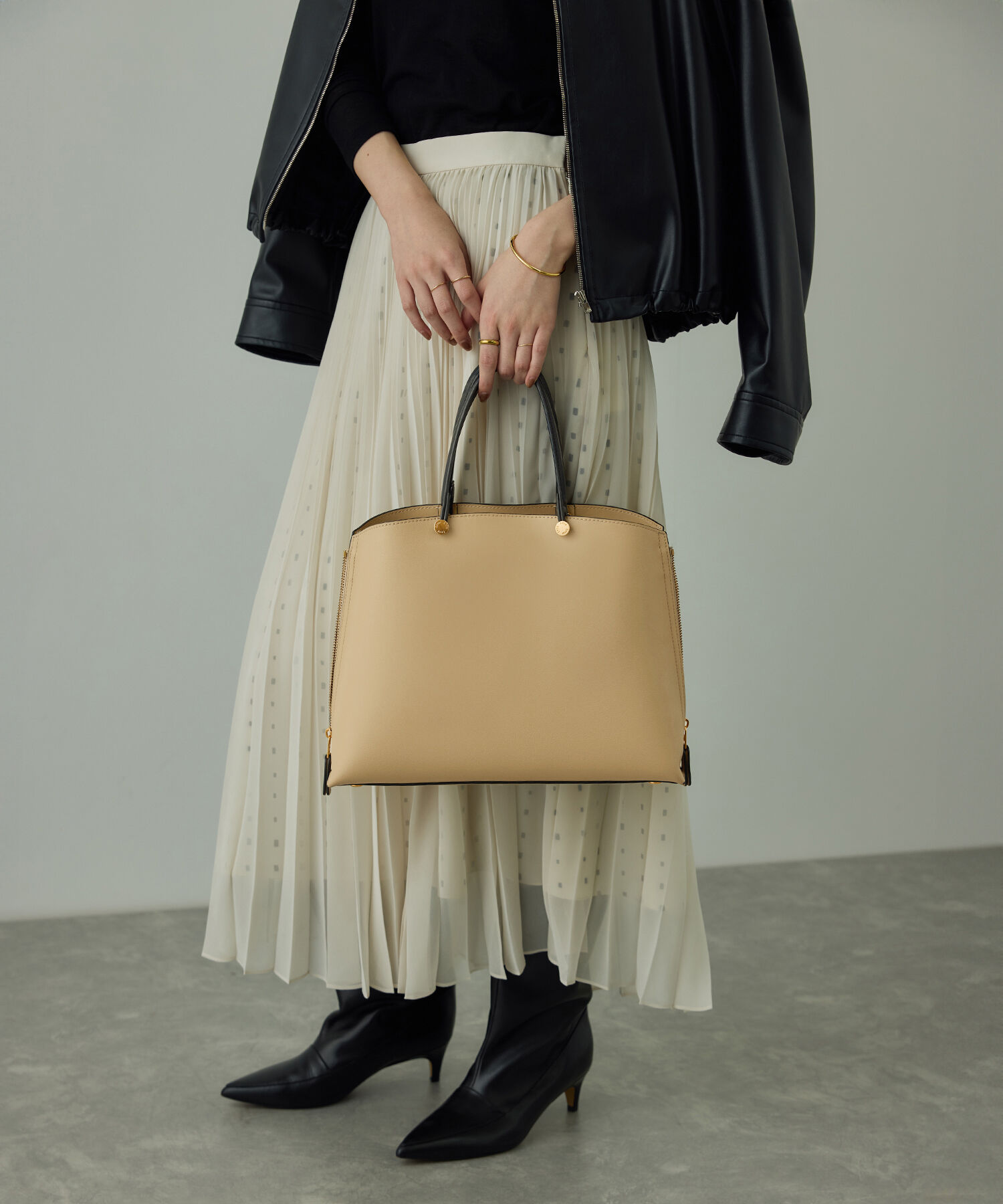 ROPE「【E'POR】Y BAG Medium【軽量】【25AW】」|ショルダー・メッセンジャー|