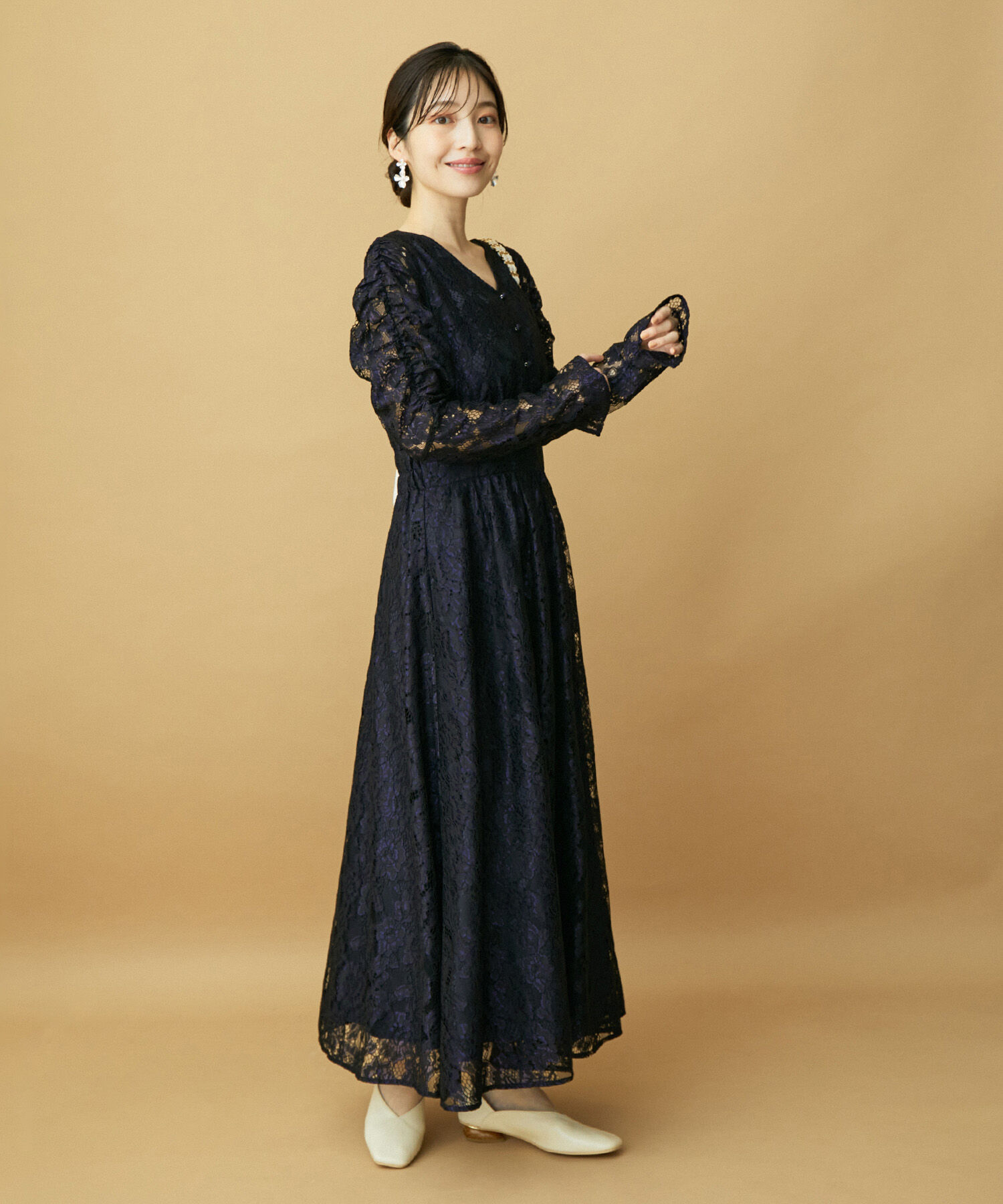 VIS「【VIS DRESS】総レースバックオープンワンピース」|ワンピース|