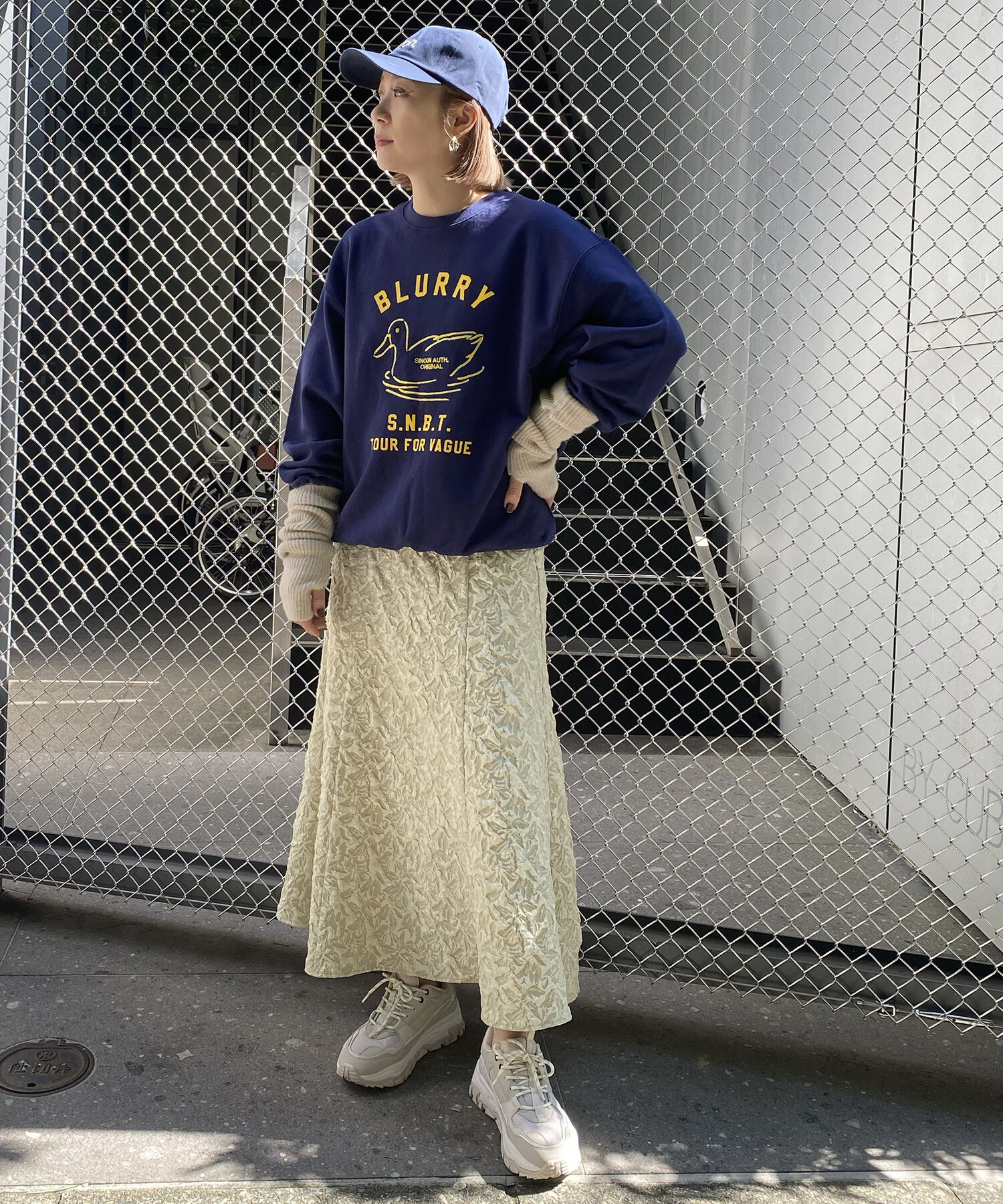 VIS「【韓国人気ブランド/sinoon】プリントスウェットプルオーバー【洗える】」|スウェット・ジャージ|