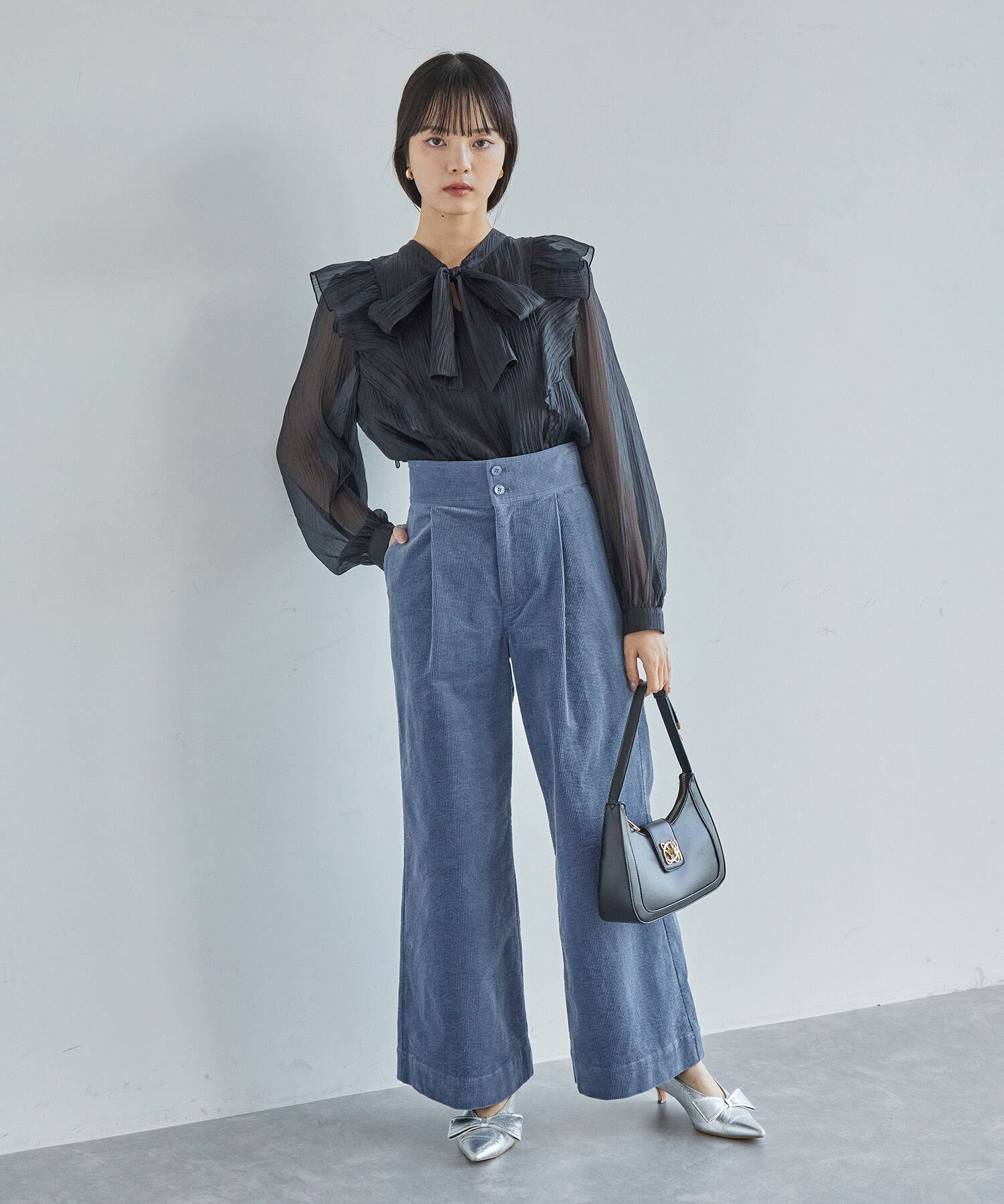 VIS「細コーデュロイワイドパンツ」|スラックス|