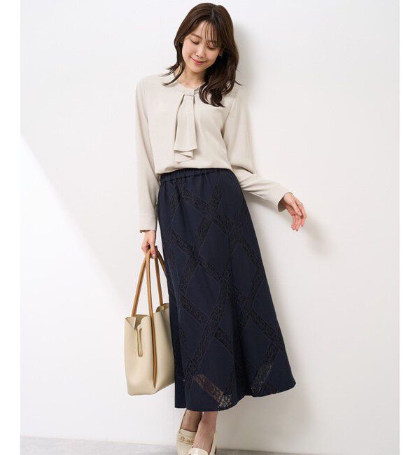 Rope&rsquo;Picnic「【WEB限定カラー・サイズ】メタルパーツフロントフリルタイブラウス/通勤対応」|シャツ・ブラウス|