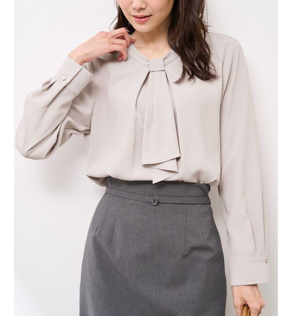 Rope&rsquo;Picnic「【WEB限定カラー・サイズ】メタルパーツフロントフリルタイブラウス/通勤対応」|シャツ・ブラウス|