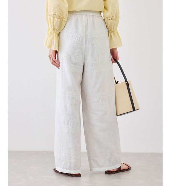 Rope&rsquo;Picnic「スクエア刺繍イージーワイドパンツ」|チノ|