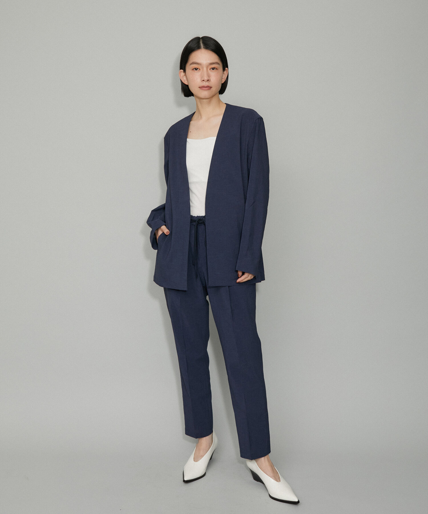 ADAM ET ROPE'「2点セット【RIRANCHA / リランチェ】セットアップ / ノーカラージャケット＆イージーパンツ / イージーケア」|スーツ|