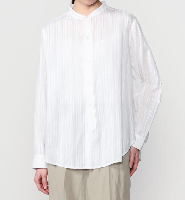  「INDIA INDUSTRY | コットンドビー バンドカラーシャツ WOMEN」|シャツ・ブラウス|OFFWHITE