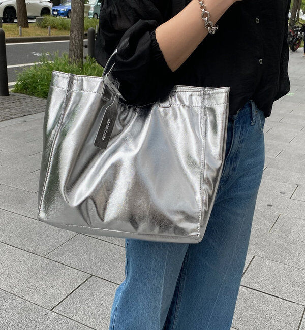  「【新色追加】【WEB限定】 ソフトメタリックショッパー」|トートバッグ|