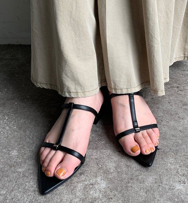  「Tストラップサンダル」|サンダル|