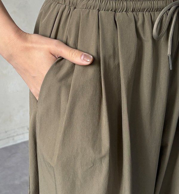  「【WEB限定】ライトストレッチクロスタックイージーパンツ」|チノ|