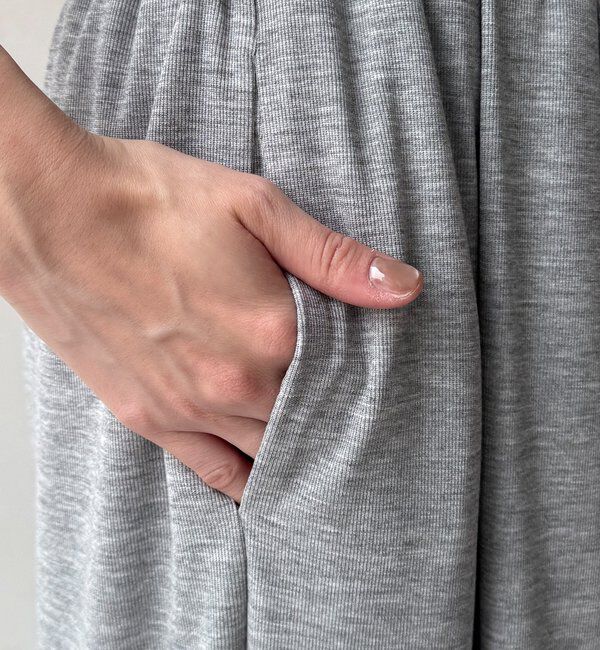  「【セットアップ可能】タックイージーワイドパンツ」|チノ|