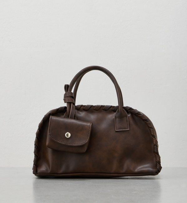  「【2WAY/500mlペットボトル収納可】ケースチャーム付ボストンバッグ」|ボストンバッグ|ブラウン