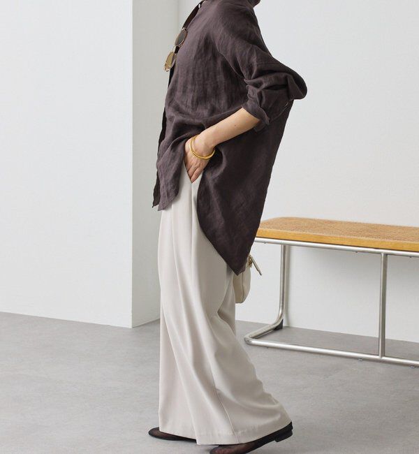  「【ウォッシャブル】【シーズンレスで使える】タックワイドスラックス」|チノ|