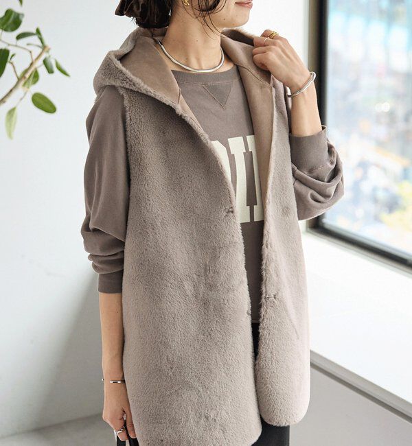  「【シーズンムード高まる】エコファーフードジレ」|ベスト・ジレ|トープ