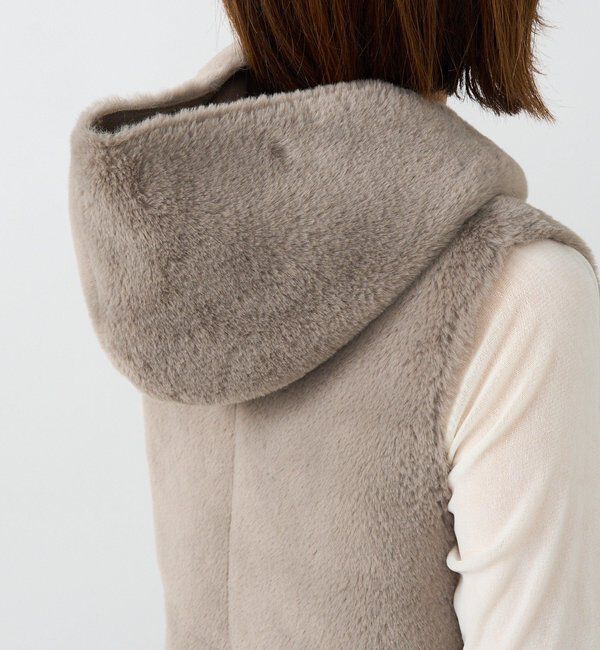  「【シーズンムード高まる】エコファーフードジレ」|ベスト・ジレ|