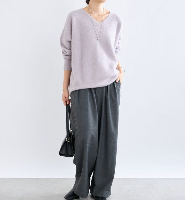  「【抜け感シルエット】ヘアリーウール片畦Vネックニット」|ニット・セーター|