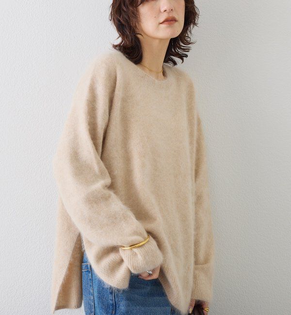  「【ヘアリーな質感】起毛ウールサイドスリットニット」|ニット・セーター|ライトベージュ