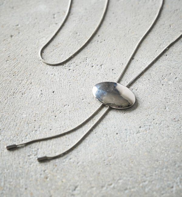  「【スタイリングのポイントに】ループタイネックレス」|ブローチ・コサージュ|シルバー