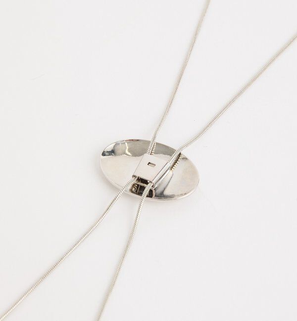  「【スタイリングのポイントに】ループタイネックレス」|ブローチ・コサージュ|