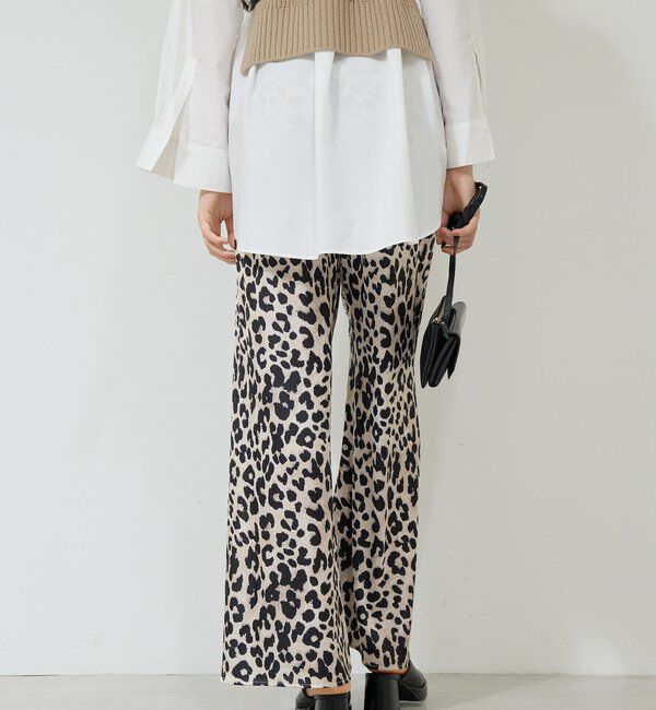  「ワイドドロストサテンパンツ」|チノ|