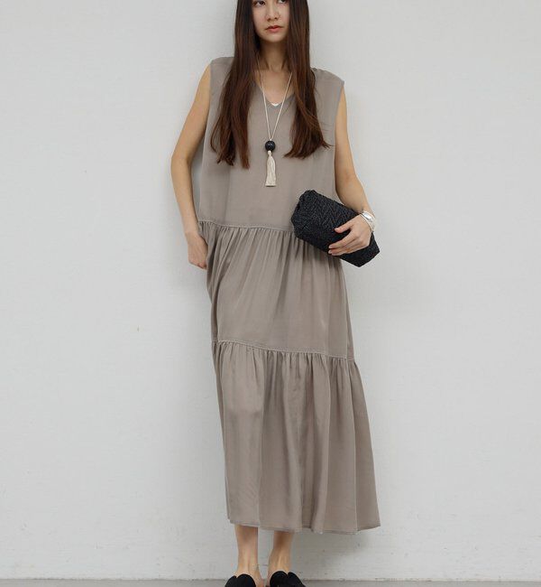  「ティアードノースリワンピース」|ワンピース|