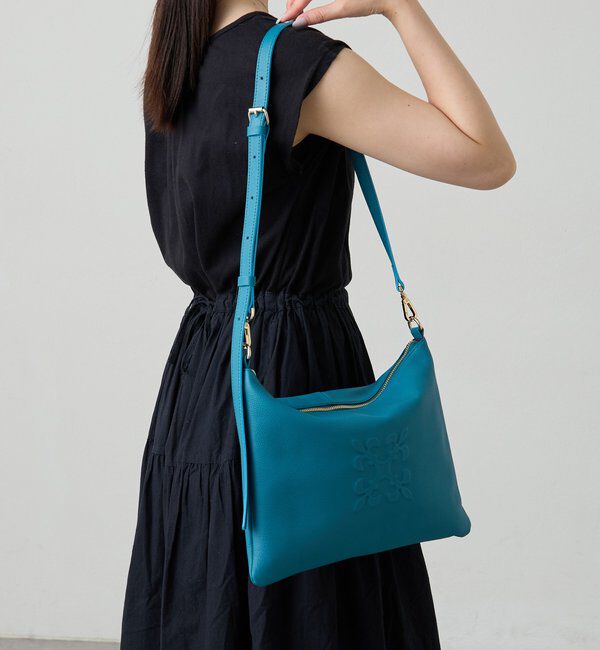  「エンボスモノグラムショルダーバッグ」|ショルダー・メッセンジャー|