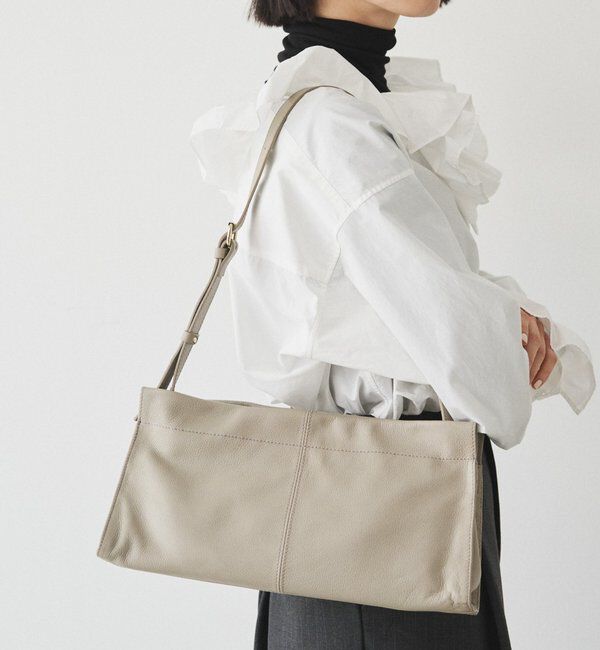  「レザーショルダーバッグ」|ショルダー・メッセンジャー|グレージュ