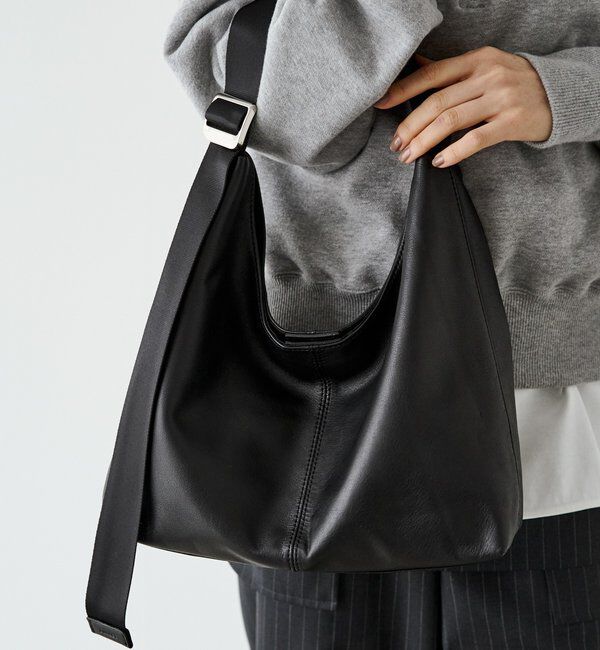  「レザーホーボーバッグ M」|ショルダー・メッセンジャー|