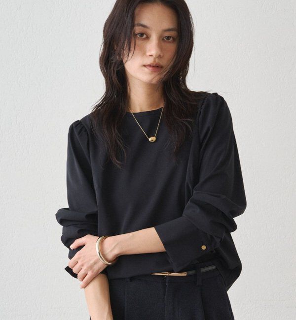  「【Atelier N5/アトリエヌメロサンク】パフスリーブクルーブラウス」|シャツ・ブラウス|ネイビー