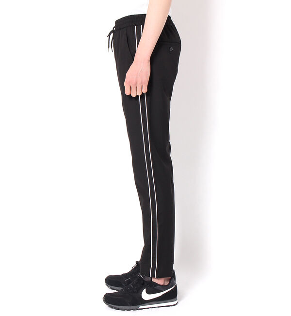  「TR2ラインイージーテーパード」|チノ|