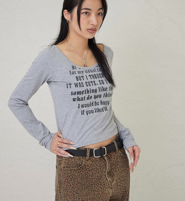  「【WEB限定】フレーズロゴトップス」|Tシャツ・カットソー|