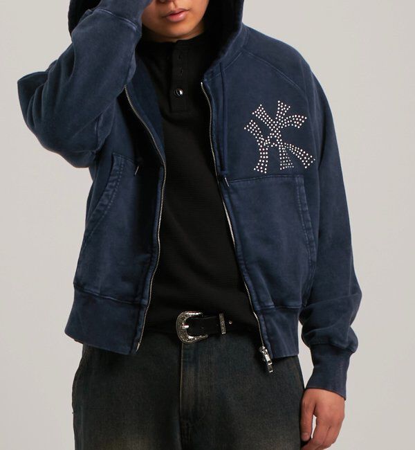  「【UNISEX】KOOKY'N KYケミカルラインストーンジップパーカー」|パーカー|