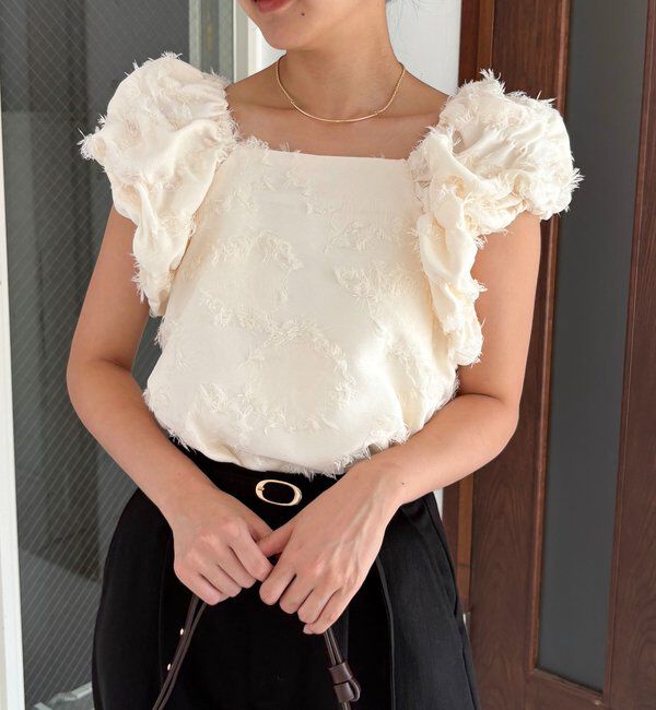 「【SNSで話題！/オケージョンにも◎】ジャガードパフショルダートップス」|シャツ・ブラウス|