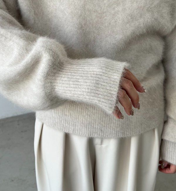  「【上質な着心地/全骨格細見え】〈C.L〉FOXカシミアドルマンニット」|ニット・セーター|