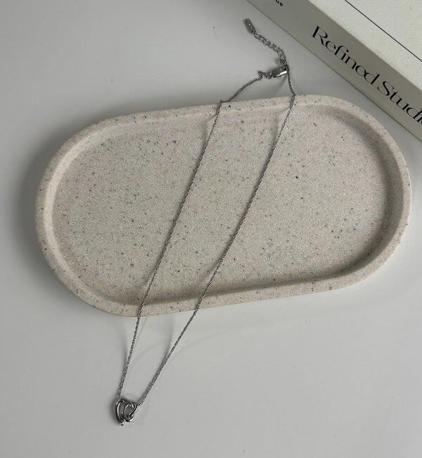  「〈GOLDY/ゴールディ〉トライアングルリボンネックレス」|リング|シルバー