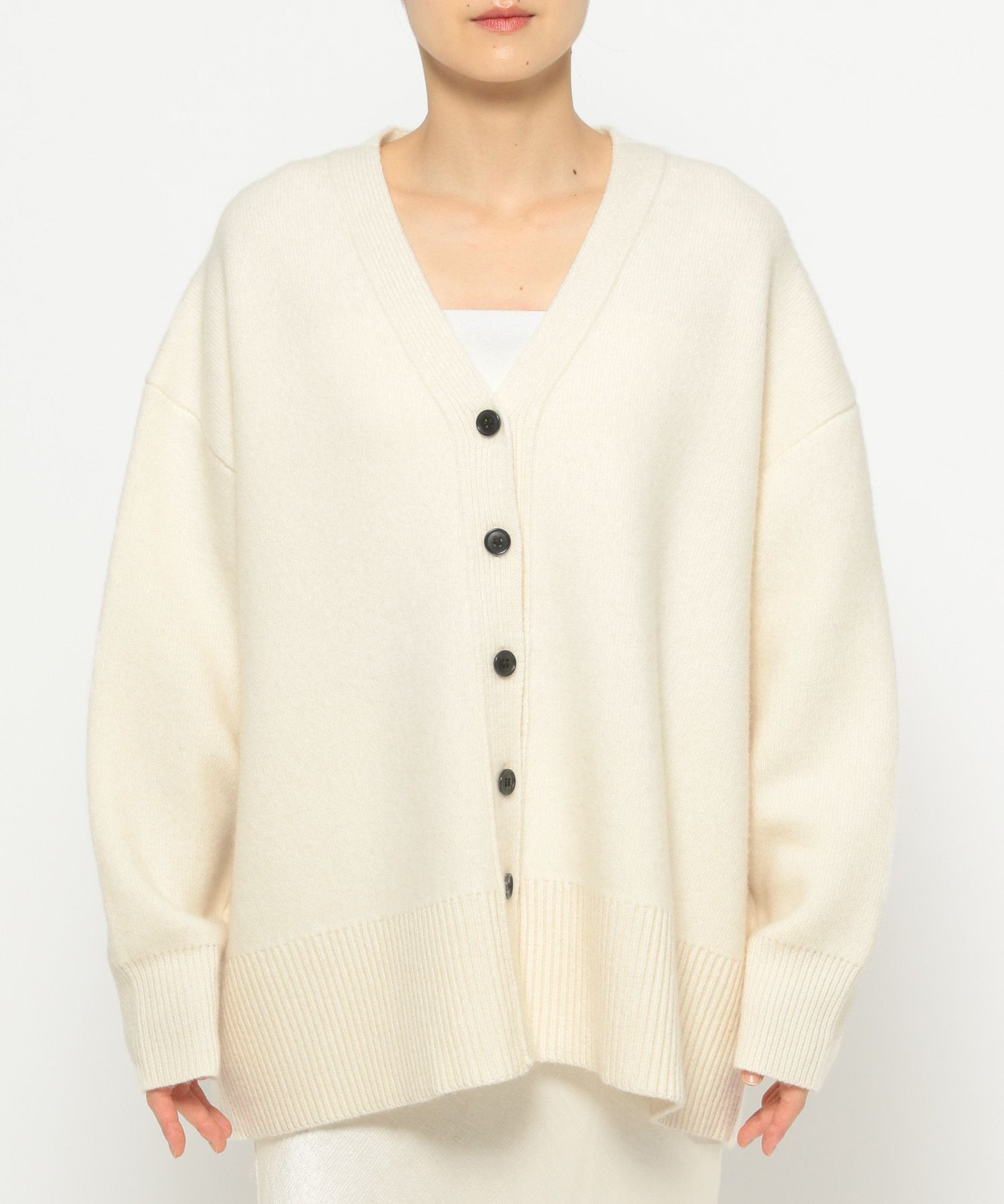 A part by 「カシミヤコンBIG Vネックカーディガン」|ニット・セーター|