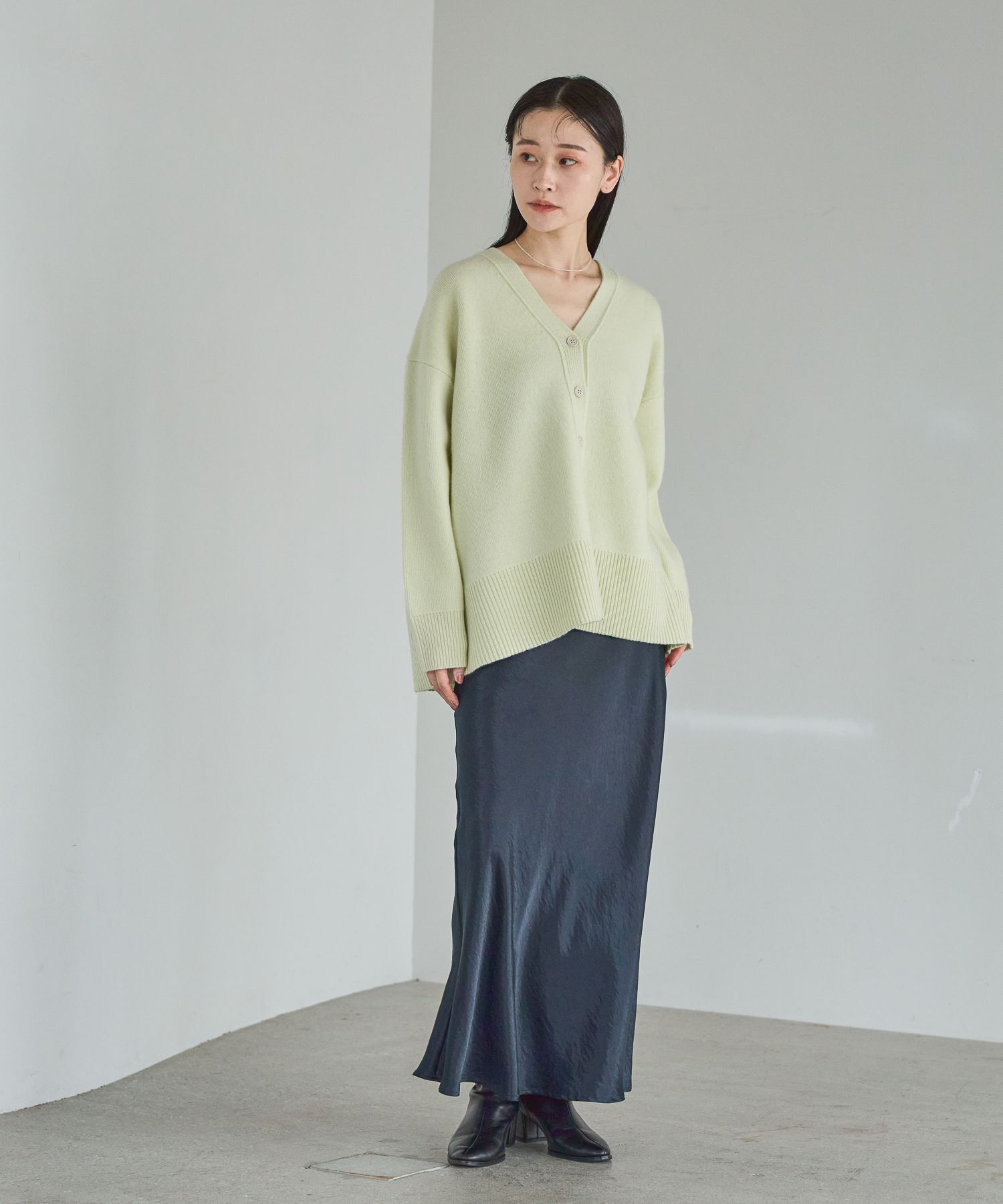 A part by 「カシミヤコンBIG Vネックカーディガン」|ニット・セーター|