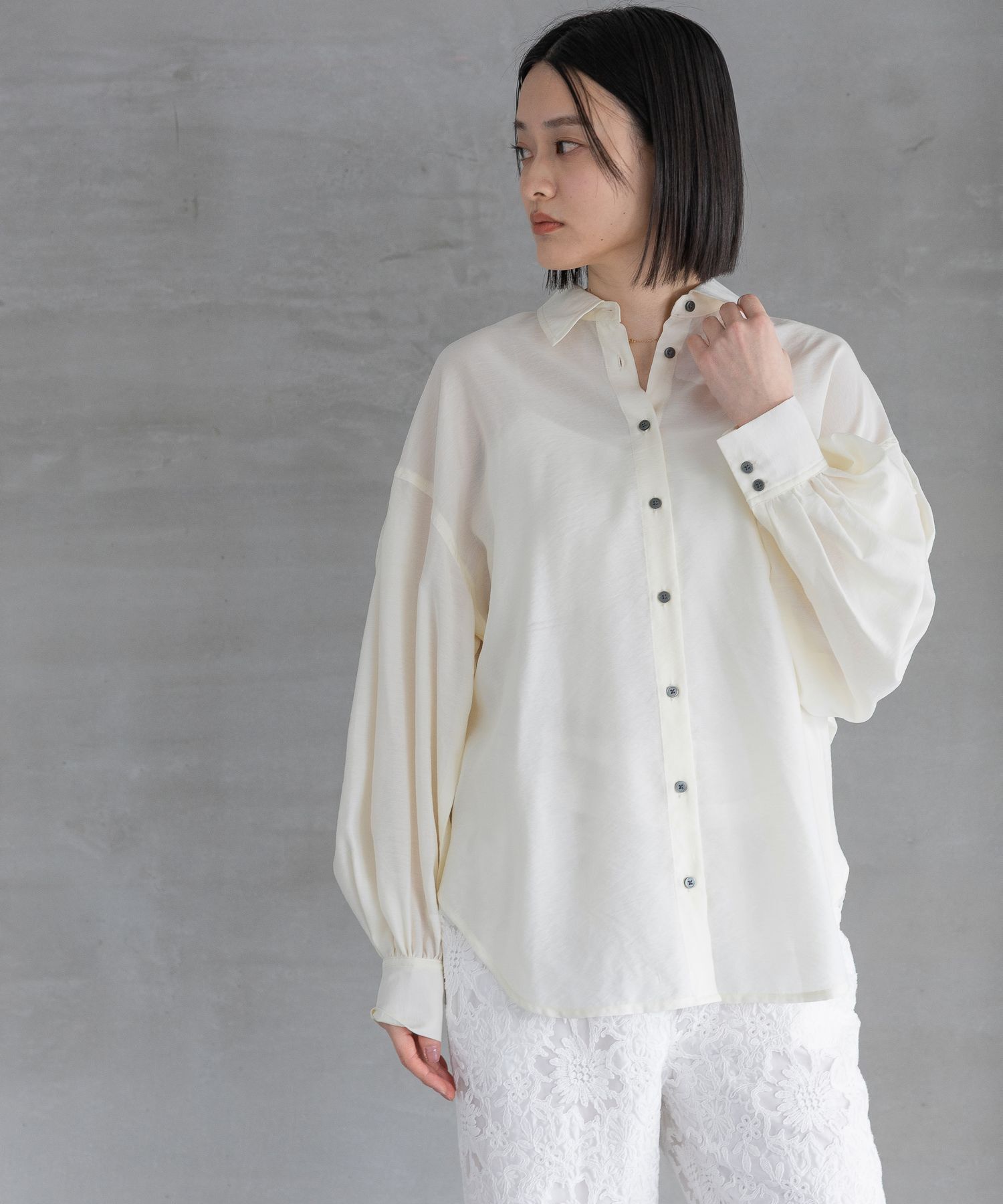 A part by 「シアーオーバーシャツ_長袖」|シャツ・ブラウス|オフホワイト