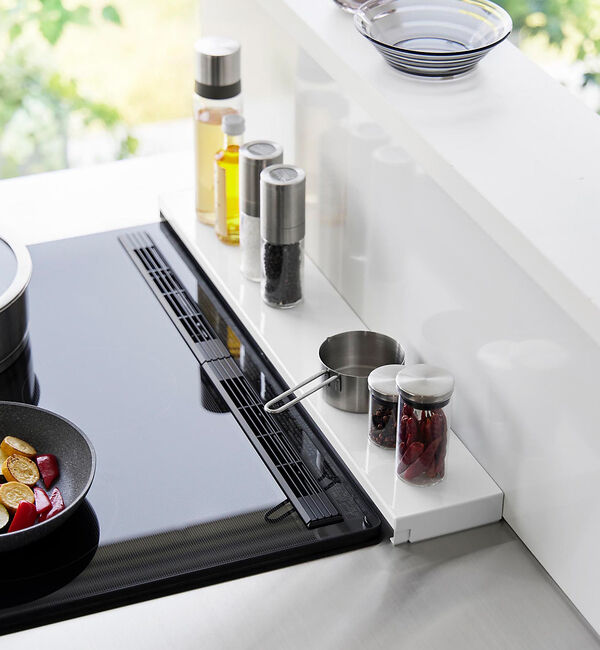 collex「【tower/タワー】奥行伸縮排気口カバー60cmコンロ用」|食器・キッチングッズ|