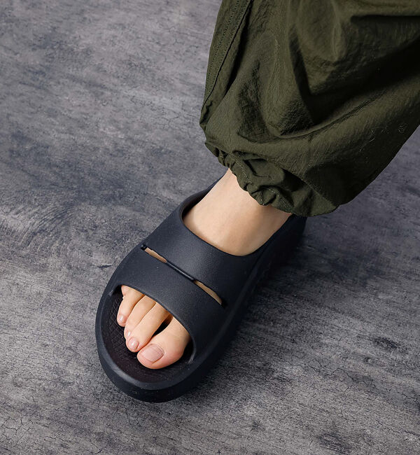 ABAHOUSE「【OOFOS/ウーフォス】OOmega OOahh/ウーメガウーアー【予約】」|サンダル|