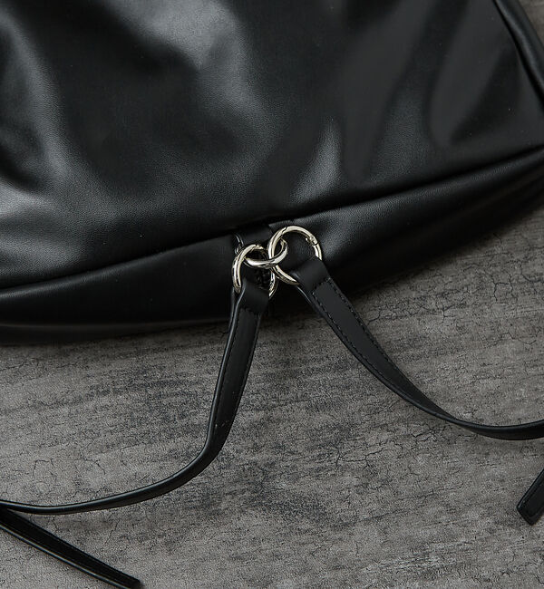 ABAHOUSE「【マルチウェイ】 フェイクレザー 巾着ナップサック / ショルダーバッグ / ユ」|リュック|