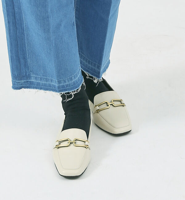 AU BANNISTER「バブーシュビットモカスクエアローファー」|ローファー|アイボリー