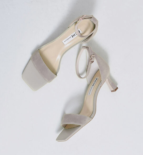 AU BANNISTER「アンクルストラップ スクエアトゥサンダル」|サンダル|グレージュ